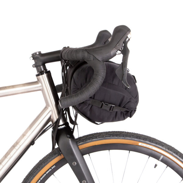 pistrada-restrap-bar bag large-orange-bikepacking-drybag-foodpouch-lenkertasche-14l